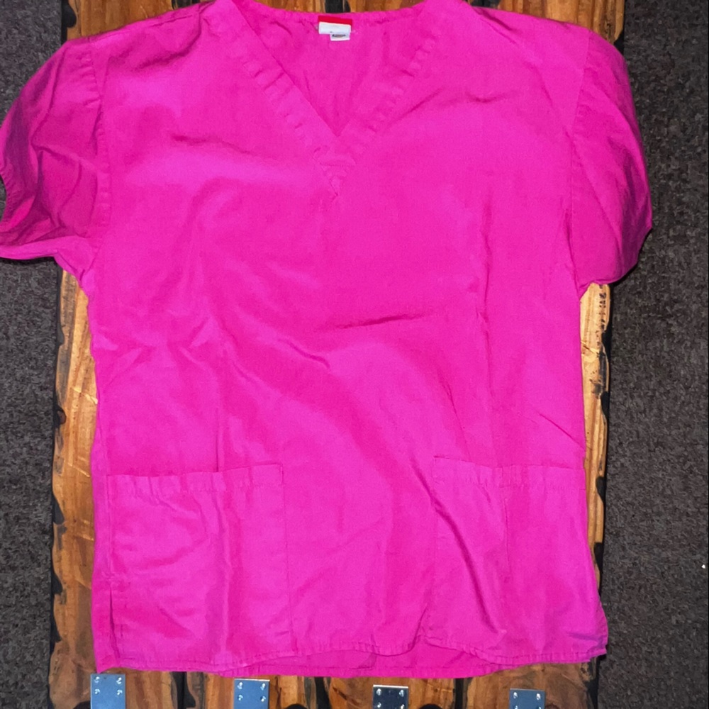 💥Dickies pink scrub top size small!💥